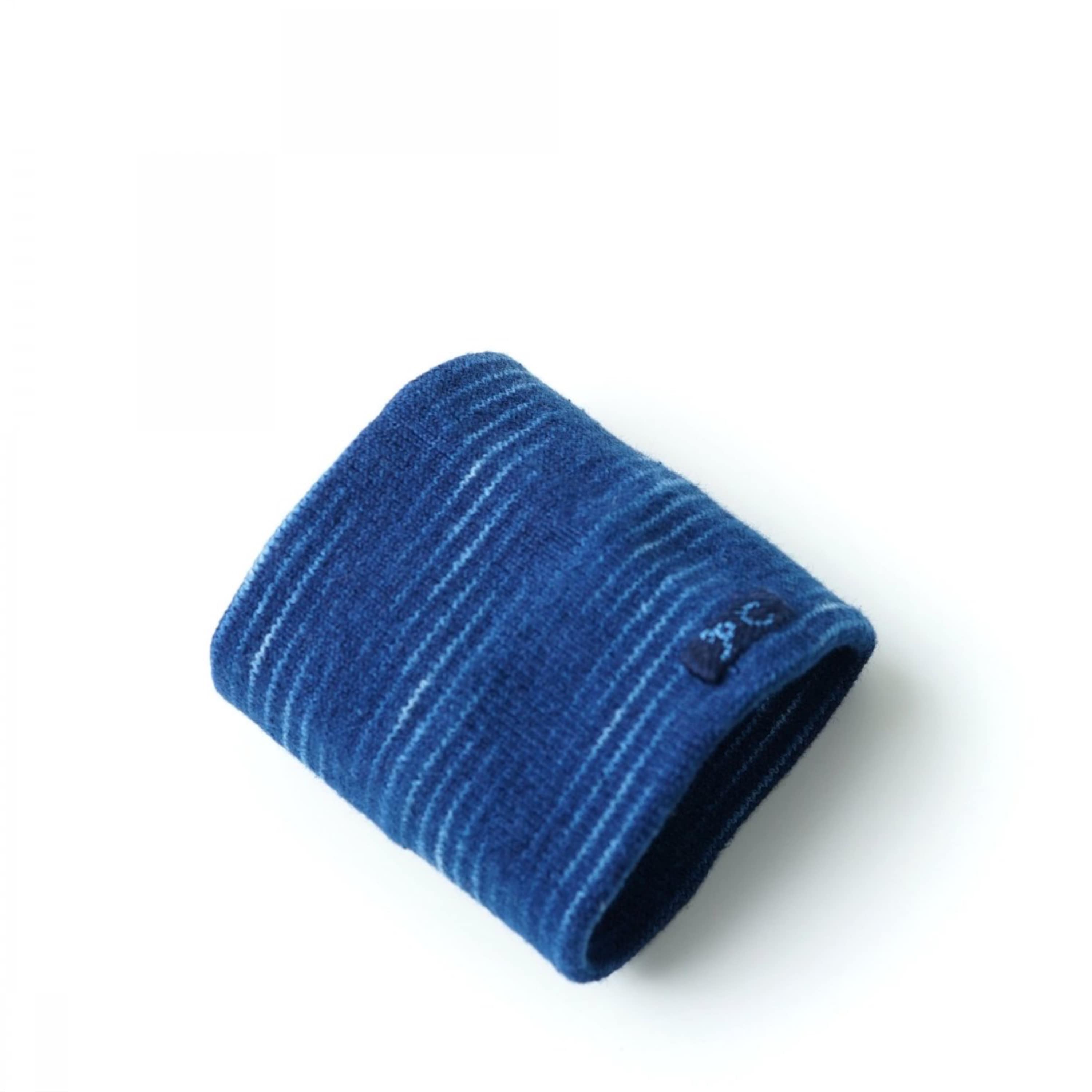 Porter Classic - KASURI KNIT WRISTBAND - INDIGO ポータークラシック《KASURI ニット リストバンド》..