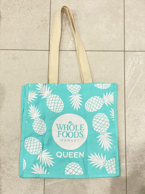 楽天Pua Hawaii【送料無料】ハワイ WHOLE FOODS MARKET QUEEN ホールフーズ エコバッグ パイナップル おしゃれ ハワイ バッグ 100％ オーガニック コットン ハワイアン雑貨 カバン 海 布エコバッグ ハワイ直輸入 キッチン プレゼント 贈り物 お土産 お祝い 水色 ビーチ ショッピング