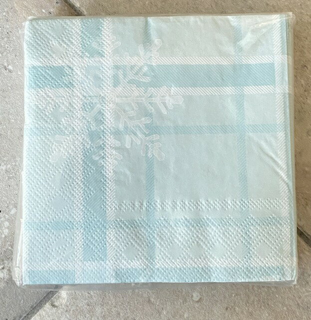 【紙ナプキン】 ペーパーナプキン 【クリスマス】 リース雪結晶 クリスマスプレゼント 贈り物 キッチン パーティー 海外品 輸入雑貨 ナプキン 赤 かわいい もみの木 雪景色 12.5cm×12.5cm k3