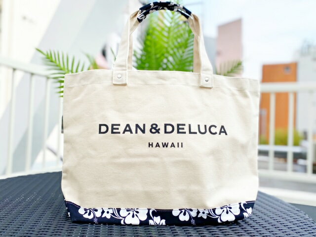 【送料無料】【DEAN&DELUCA HAWAII】【正規品】ディーン＆デルーカ ロイヤルハワイアン限定 ハイビスカス柄 ハワイアン デラックス トート ブラック トートバッグ レッスンバッグ コットン 内ポケット付き ハワイ限定 ハワイ HAWAII ディーンアンドデルーカ プレゼント