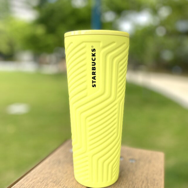 【Starbucks coffee HAWAII】【ハワイ限定】希少 大容量 710ml スターバックス コーヒー ボトル タンブラー イェロー ストロー付き ステンレス ロゴ入り 蓋つき水筒 スタバ限定 ハワイ 南国 HAWAII ギフト プレゼント muのサムネイル