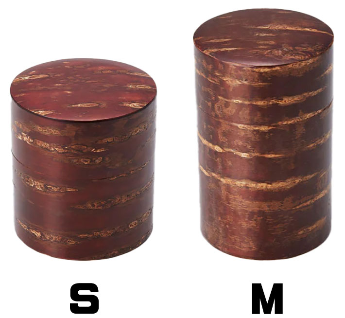 総皮茶筒 無地 冨岡商店 総皮づくり 山桜 天然素材 通気性 抗菌性 職人の手仕事 密閉性 茶葉保管 美しい光沢 アメ色 高級茶筒 和の美 伝統工芸 茶道具 手作り デリケートな茶葉