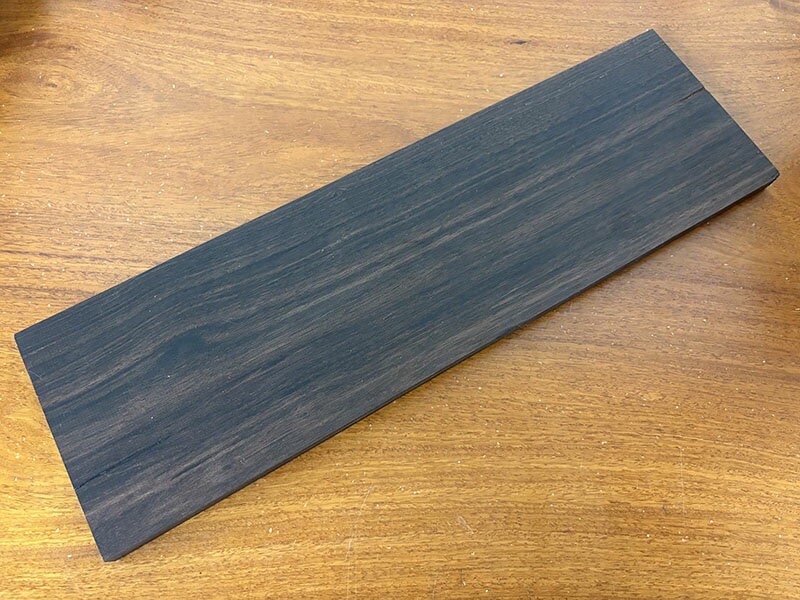 黒檀端材1471 約419×約124×約13mm 銘木 黒檀 高級銘木 木材 端材 DIY 工芸品 アクセサリー制作 家具制作 インテリア 彫刻 エコ素材 乾燥...