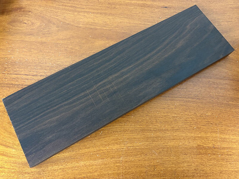 黒檀端材1472 約414×約123×約18mm 銘木 黒檀 高級銘木 木材 端材 DIY 工芸品 アクセサリー制作 家具制作 インテリア 彫刻 エコ素材 乾燥処理済み 素材 家具補修