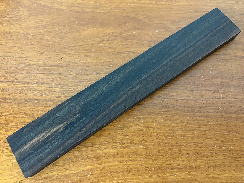 黒檀端材1505 約300×約45×約16mm 銘木 黒檀 高級銘木 木材 端材 DIY 工芸品 アクセサリー制作 家具制作 インテリア 彫刻 エコ素材 乾燥処理済み 素材 家具補修