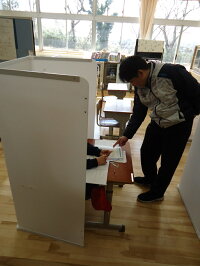 新発売ワイドタイプ軽量おりたたみシールドおりたたみシールドワイドタイプ教室用品衝立仕切り特別支援現場用品学校パーテーション集中学習パニック対策