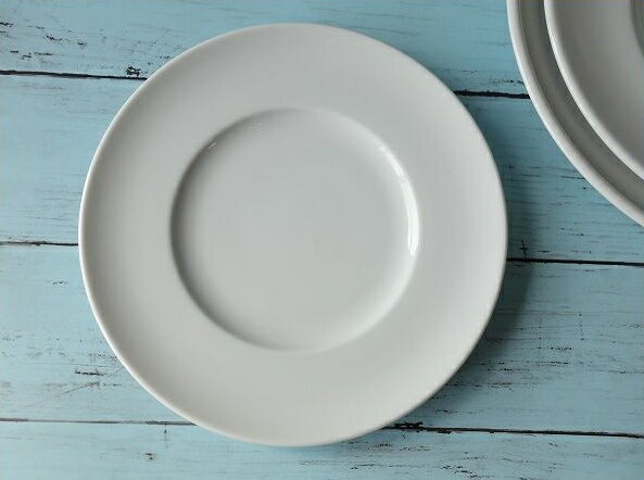 洋食器　スパチオーレ21cmティラミスケーキプレート 中皿 リム 白い食器 業務用ケーキ皿 おしゃれ 激安ケーキ皿 陶器 白 インスタ映え 平皿