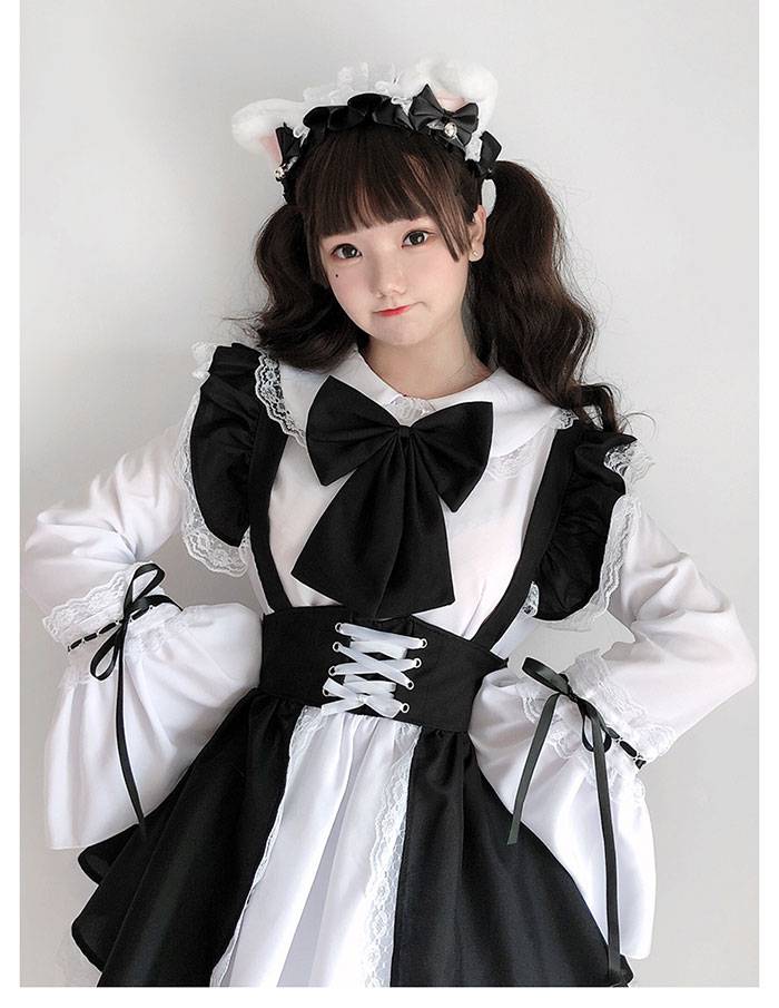 pumpppkin 楽天市場店のハロウィン コスプレ衣装 メイド服 レディース 上下5点セットアップ メイド 仮装 衣装 女性 大きいリボン 花付き フレア袖 レースフリル 大人 ハロウィン仮装 可愛い コスプレ衣装 正統派 メイド ゴスロリ ロリータ ドレス cosplay 黒 白 ブラック ホワイト S M L XL XXL｜アングル3