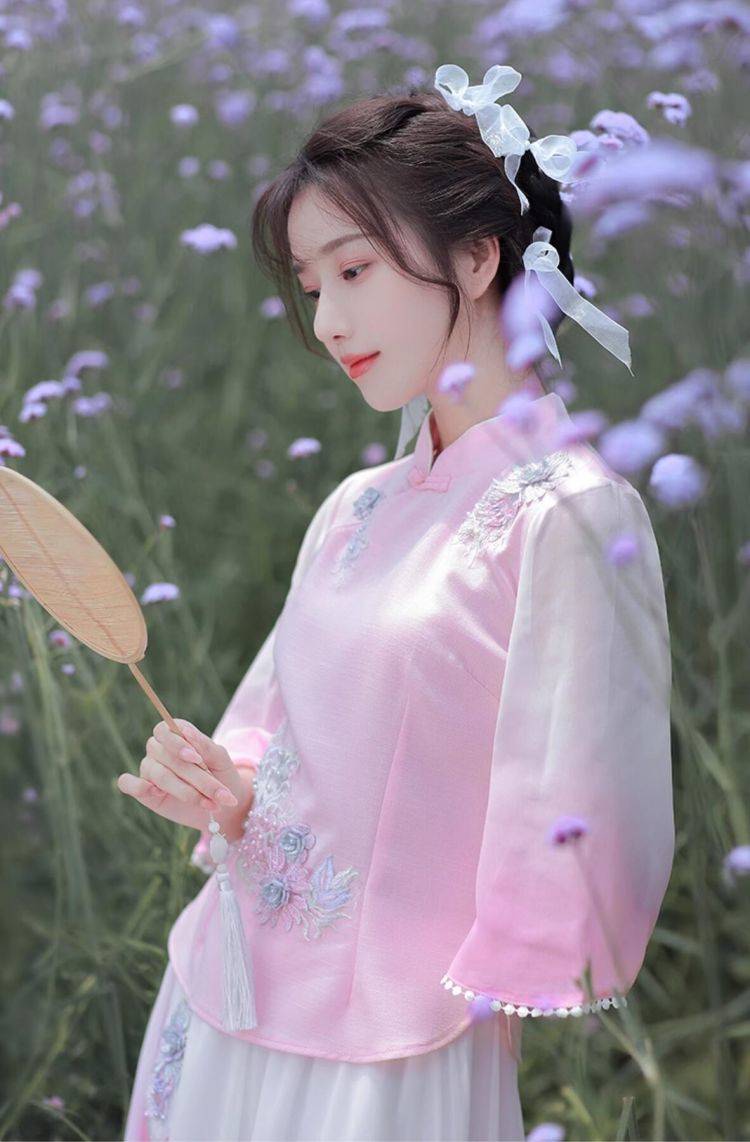 唐装 改良 漢服 女性 春夏 大人用 刺繍 薄手 チャイナドレス おしゃれ 中華服 日常着 普段着 華流 コスプレ衣装 パーティー イベント 学園祭 文化祭 時代劇 中国 民国風 茶芸服 二胡演奏 舞台ステージ衣装 上下2点セット トップス+スカート 写真撮影 ピンク ブルー M~4XL