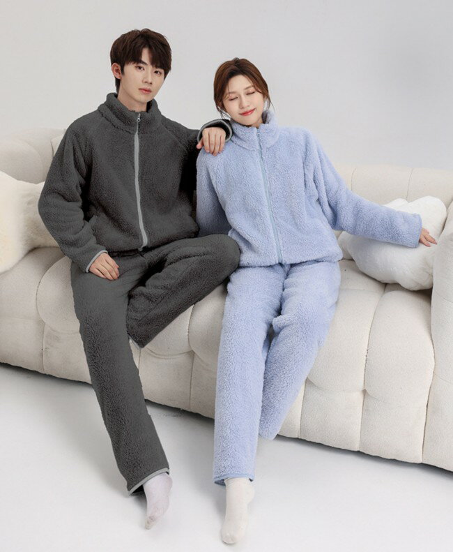 pumpppkin 楽天市場店の【7色】恋人 ペアルック あったかい フランネル パジャマ 暖かい パジャマ レディース メンズ 秋冬 厚手 夫婦 ジップアップ ルームウエア 上下2点セットアップ 無地 起毛 スタンドカラー 部屋着 寝間着 前開き 長袖 男性 女性 パジャマセット ギフト プレゼント M L XL 2XL｜アングル2