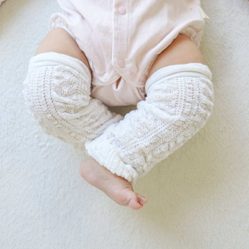 日本製 ふんわりくしゅっと！ レッグウォーマー 赤ちゃん ニット編み風 日除け 虫よけ 冷房対策 ホワイト グレー ベビー 新生児 PUPO【メール便OK(03)】 3