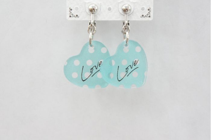 NEドットラブハート イヤリング　子供　小学生　ねじ式　ネジバネ式　ドット　ハート　イヤリング　ネ..