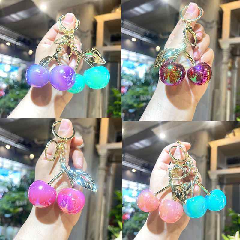 キーホルダー さくらんぼ 合金 葉 アクリル チャーム バッグチャーム 電気メッキ加工 カラフル フルーツ モチーフ かわいい プレゼント