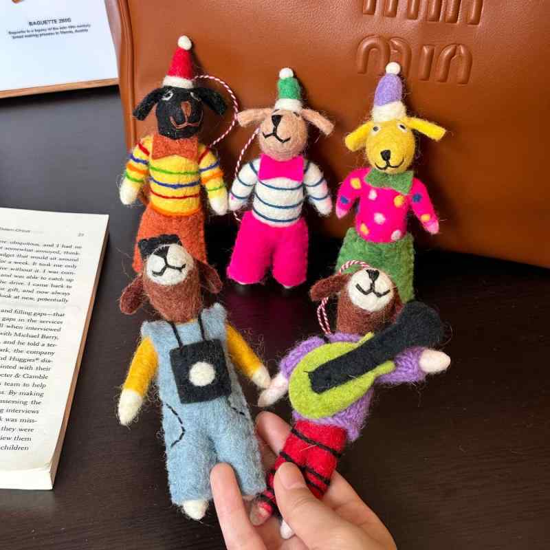 キーホルダー レディース かわいい 犬 キャラクター 羊毛フェルト り バッグチャーム アクセサリー プレゼント 小物