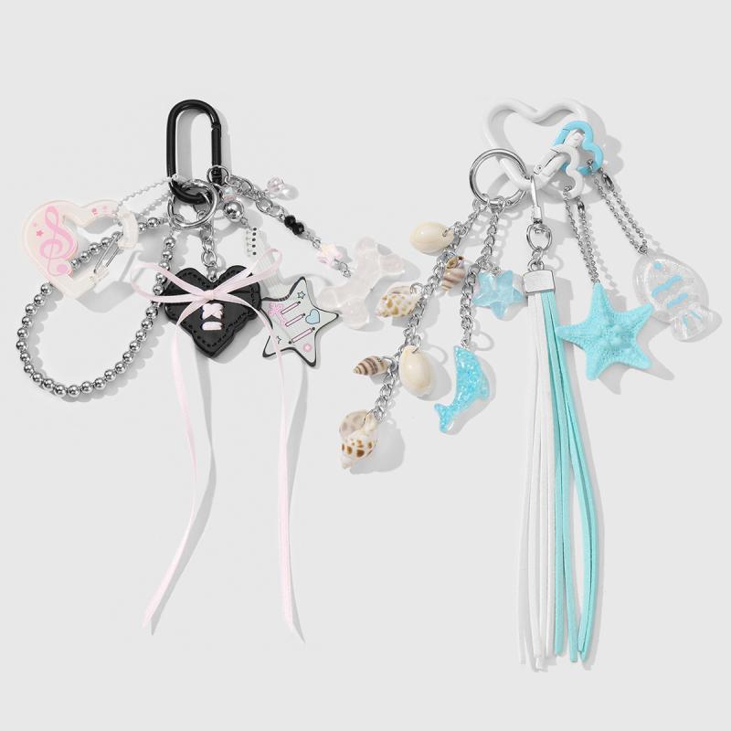キーホルダー レディース メンズ アクリル ハート ギター 海洋生物 チャーム DIY バックパック飾り かわいい おしゃれ ブラック ブルー