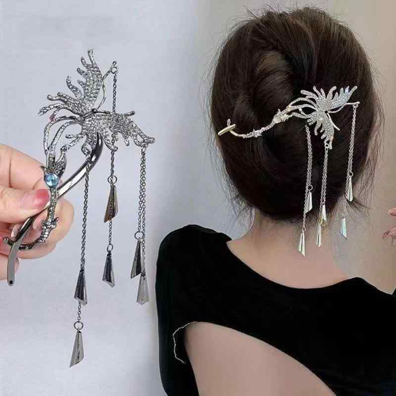 ・カテゴリ: ヘアアクセサリー・素材: 合金・スタイル: 中華風、レトロ・デザイン: 蝶・処理技術: 電気メッキ・タイプ: ヘアクリップ・カラー展開: ガンブラック、ゴールド、シルバー・デザイン要素: タッセル、蝶、動物・対象: レディース