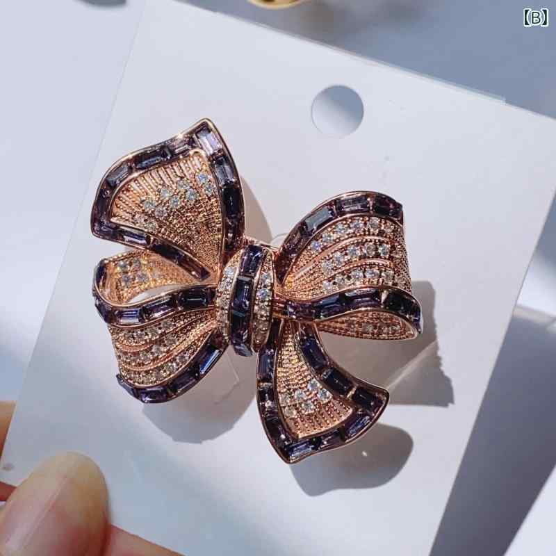 ブローチ 男女兼用 高級感 クリスタル リボン スーツ コサージュ ピンバッジ ファッションタイ シンプル 通勤 purebliss-10593978 pure bliss サンプル画像3