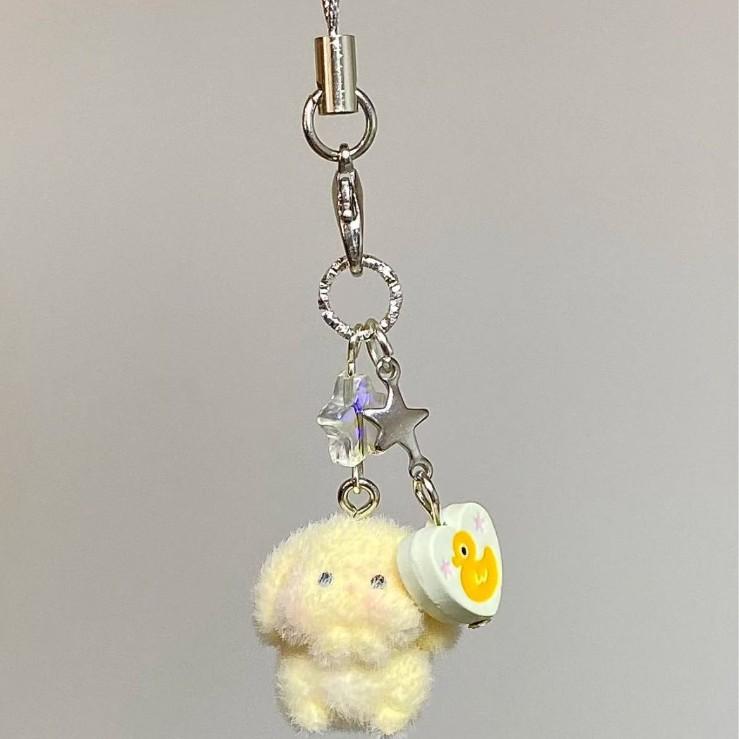 ・主な素材: 樹脂・対象: ユニセックス・モチーフ: 動物・機能: 装飾・仕様: うさぎとアヒルのスマホストラップ・タイプ: スマホストラップ