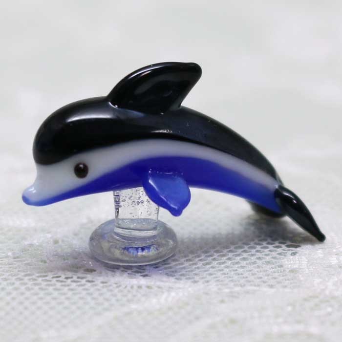 ガラス細工 カマイルカ　カマイルカ　イルカ dolphin 海豚 魚 海 海中 黒　ミニチュア　ガラス　ガラス..