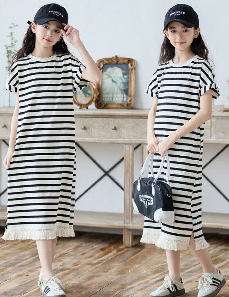 【先着60名：200円Offクーポン】半袖ワンピース ボーダー柄ワンピース マキシ丈ワンピース 女の子黒+白 ストライプ プリンセスドレス夏物可愛い フレンチスリーブ ロングワンピース 誕 女子 キッズワンピース 韓国風