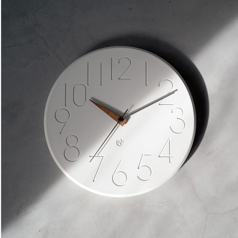 インターフォルム 掛け時計 スムーク CL-4168 ホワイト 木 ゴールド 直径30.5cm スイープムーブメント [2]