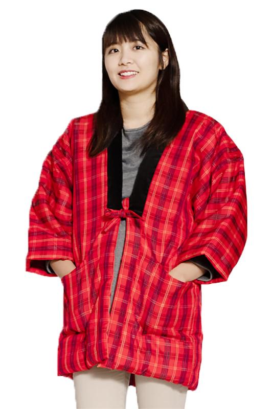 Rakuten - [たゆたふ] 久留米織 はんてん 半纏 レディース 日本製 中綿 袢纏 どてら ちゃんちゃんこ 女性用 フリーサイズ ギフト プレゼント 母の日 敬老の日 冬 防寒着 部屋着 温かい かわいい おしゃ
