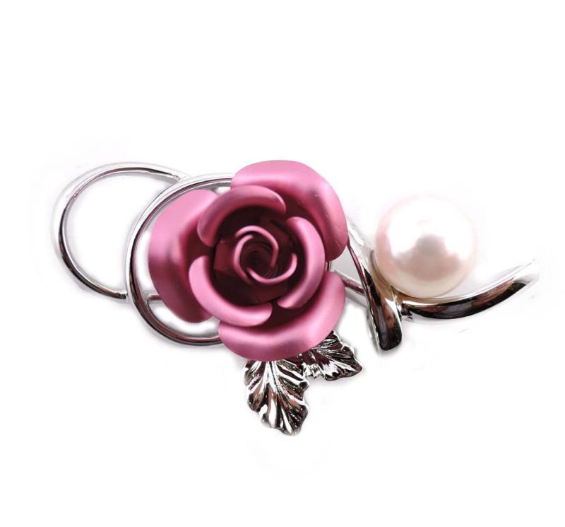 [イスズエムエスジェイ] ISUZU MSJ タックブローチ アコヤ バラ 花びら色付 葉っぱ ピンク 4978-PK