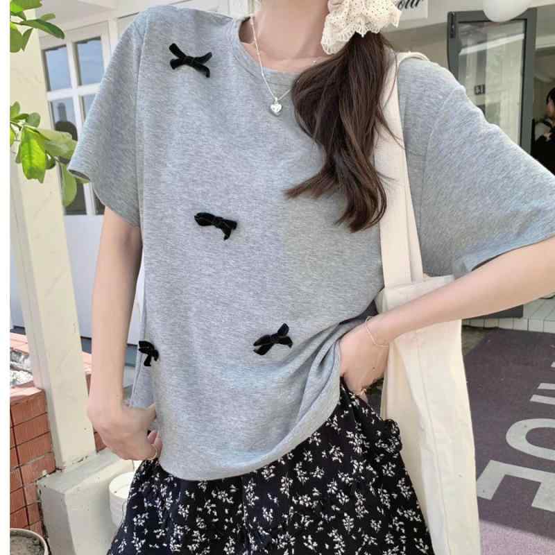 Tシャツ レディース 半袖 トップス カットソー リボン クルーネック ショート丈 コンパクト タイト スリム フィット 伸縮性 薄手 インナー 無地 プルオーバー カジュアル フェミニン デイリー 普段使い お出かけ 春夏