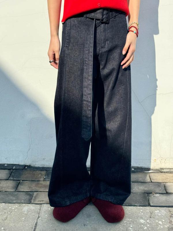 ・カテゴリ: デニムパンツ・素材: 綿（70%以上80%未満）、ポリエステル（30%以下）・スタイル: 日韓カジュアル、韓風、快適カジュアル・パンツ丈: 長ズボン・ウエスト: 高腰・厚み: 通常・デザイン: ワイドパンツ・特徴: ダメージ加工、無弾性・カラー展開: 黒金色（色落ち防止加工）、裏起毛仕様・サイズ展開: S、M、L、XL、XXL