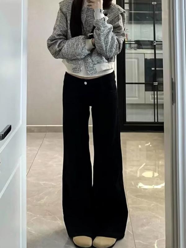 ・カテゴリ: デニムパンツ・主な素材: 綿 50%以上70%未満、ポリエステル 30%以下・スタイル: 通勤風、カジュアル・パンツ丈: 長ズボン・ウエスト: ハイウエスト・生地の厚さ: 薄手・デザイン: ボタン、微フレア・カラー展開: ブラック・サイズ展開: XS、S、M、L、XL、2XL・伸縮性: 若干あり・仕様: ノーアイロン加工