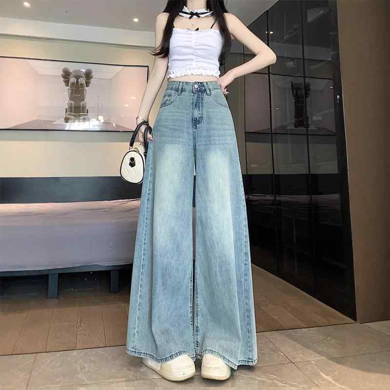 ・カテゴリ: デニムパンツ・素材: デニム（綿50%以上70%未満）・スタイル: きれいめ通勤、通勤風・シルエット: 微フレア、微フレアパンツ・パンツ丈: フルレングス・ウエスト: ハイウエスト・デザイン: ジッパー、ウォッシュ加工・伸縮性: なし・カラー展開: ライトブルー・サイズ展開: XS、S、M、L、XL、2XL、3XL、4XL