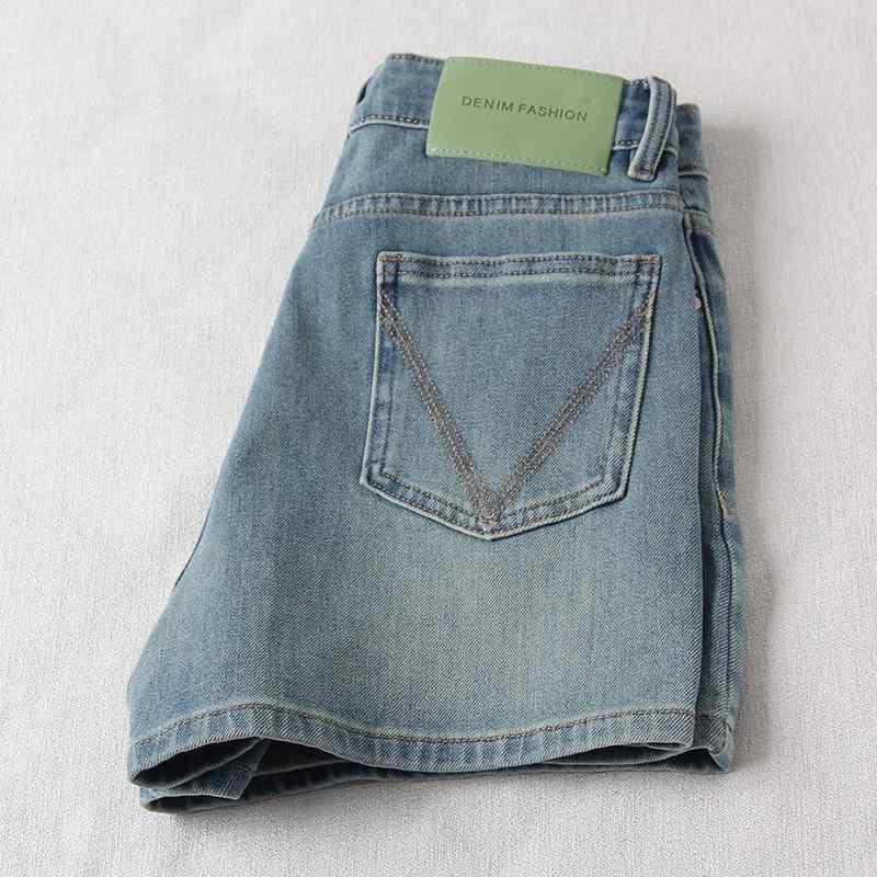 ・カテゴリ: デニムパンツ・素材: デニム（綿50%以上70%未満）・パンツ丈: ショートパンツ（三分丈）・ウエスト: ハイウエスト・厚さ: 通常・デザイン: ファスナー・カラー展開: レトロブルー・サイズ展開: XS、S、M、L、XL、2XL、3XL、4XL・スタイル: きれいめカジュアル、通勤風・伸縮性: ややあり・パンツのシルエット: ストレート・加工: ウォッシュ加工