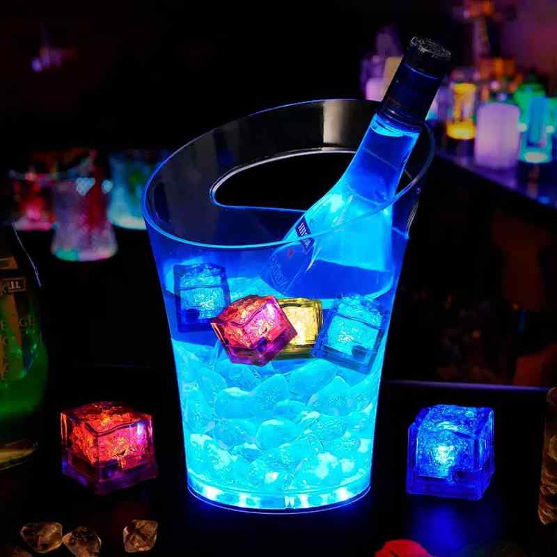 ZuoMei アイスライト カラフルに点滅するアイスライト 光る氷 LEDセンサーライト 光るアイスライト キュ​​ーブアイス IP67防水 再利用可能 12個パック カラフルに点滅 putera-10168345 GRATIQUE MIEI サンプル画像3