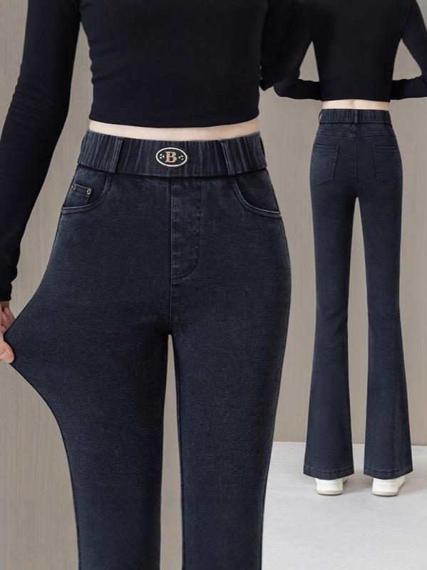 ・カテゴリ: デニムパンツ・素材: 綿 70%以上80%未満、ポリウレタン 30%以下・スタイル: コンサバ・お嬢様風・デザイン: ブーツカットパンツ・パンツ丈: フルレングス・ウエスト: ハイウエスト・生地の厚さ: 普通・デザイン特徴: 立体デザイン、刺繍・カラー展開: グレー、ブラック・サイズ展開: 26（推奨体重40-45kg）、27（推奨体重45-50kg）、28（推奨体重50-55kg）、29（推奨体重55-60kg）、30（推奨体重60-65kg）、31（推奨体重65-70kg）、32（推奨体重70-75kg）、33（推奨体重75-80kg）、34（推奨体重80-85kg）・伸縮性: 微伸縮性あり（微弾）・シルエット: ブーツカットオフ