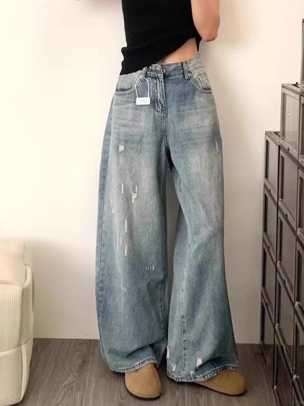 ・カテゴリ: デニムパンツ・主な素材: 綿50%以上70%以下・スタイル: カジュアル・パンツ丈: フルレングス・ウエスト: ハイウエスト・生地の厚さ: 薄手・デザイン特徴: ダメージ加工、パッチワーク・シルエット: ワイド、ストレート・カラー展開: ブルー・サイズ展開: XS、S、M、L、XL、2XL、3XL、4XL・テイスト: エレガント・伸縮性: 若干あり