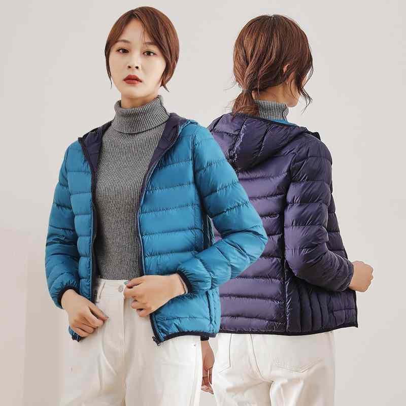 ・カテゴリ: 羽絨服（ダウンジャケット）・中綿: 白ダックダウン・ダウン含有量: 86%〜90%・厚さ: 薄手・素材: ポリエステル100%・シルエット: スリム・ネックライン: フード付き・着丈: 普通丈（50cm超65cm以下）・袖丈: 長袖・デザイン: リバーシブル・カラー展開: ダークパープル＋ピンク、ネイビー＋レイクブルー、レッド＋ネイビー、ワインレッド＋ブラック、ローズレッド＋カーキ、パープル＋ネイビー、ブラック＋パープルレッド、オレンジ＋グレー・サイズ展開: M、L、XL、XXL、XXXL、XXXXL・スタイル: 森ガール風、清新フェミニン、快適カジュアル・対象性別: 女性用・袖の種類: 通常の袖・ダウン充填量: 51g-100g