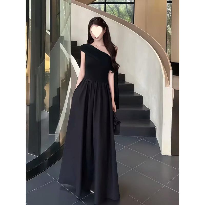 ワンピース レディース 春夏 半袖 ショートスリーブ 一字肩 オフショルダー ロング丈 マキシワンピ ハイウエスト Aライン 無地 ギャザー フリル 抜け感 レトロ フェミニン エレガント リゾート お呼ばれ デート 上品 きれいめ