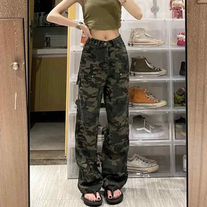 ・カテゴリ: デニムパンツ・主な素材: 綿50%以上70%以下・スタイル: ワークパンツ、ワーク風、ストリート系・パンツ丈: フルレングス・ウエスト: ハイウエスト・生地の厚さ: 薄手・デザイン: ウォッシュ加工、タイダイ柄、迷彩柄・パンツのシルエット: ワイド・カラー展開: 迷彩色・サイズ展開: S、M、L、XL、2XL、3XL