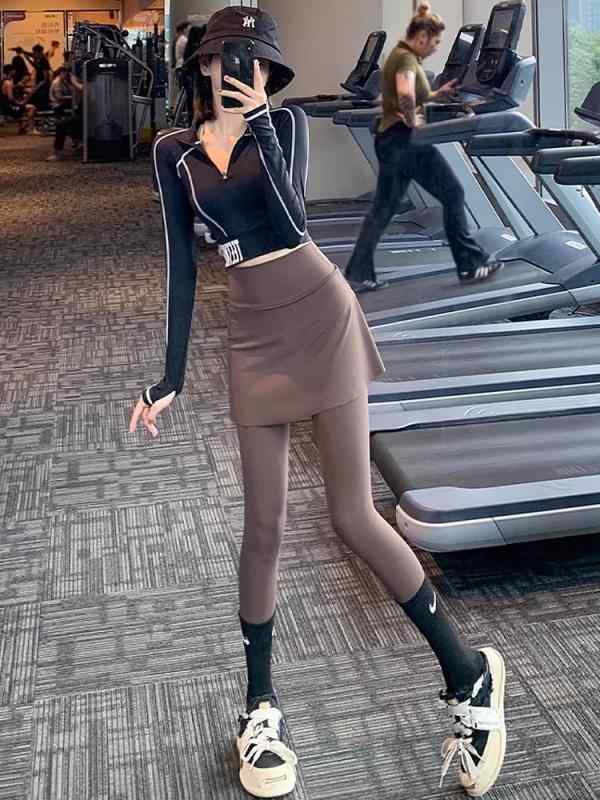 ・カテゴリ: 瑜伽裙裤・機能: 通気性・性別: 女性・パンツ丈: ロングパンツ・柄: 無地・素材: ポリエステル 82.1%、ポリウレタン 17.9%・カラー展開: ブラック、ダークグレー、ブラウン・サイズ展開: フリーサイズ（40-55kg対応）、Lサイズ（55-67.5kg対応）、XLサイズ（67.5-82.5kg対応）、XXLサイズ（82.5-100kg対応）・用途: ランニング、スポーツ・シルエット: タイト