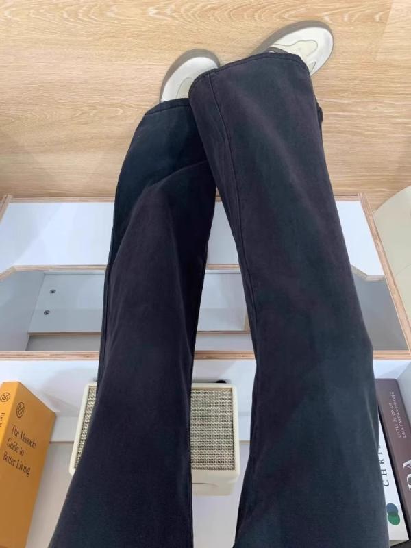 ・カテゴリ: デニムパンツ・主な素材: 綿・デザイン: ブーツカットパンツ・パンツ丈: フルレングス・ウエスト: ハイウエスト・厚み: 普通・デザイン特徴: ポケット・カラー展開: ブラック、ライトブルー・サイズ展開: S、M、L、XL、2XL、3XL、4XL・スタイル: カジュアル、シンプル・伸縮性: 若干あり・加工: 形態安定加工