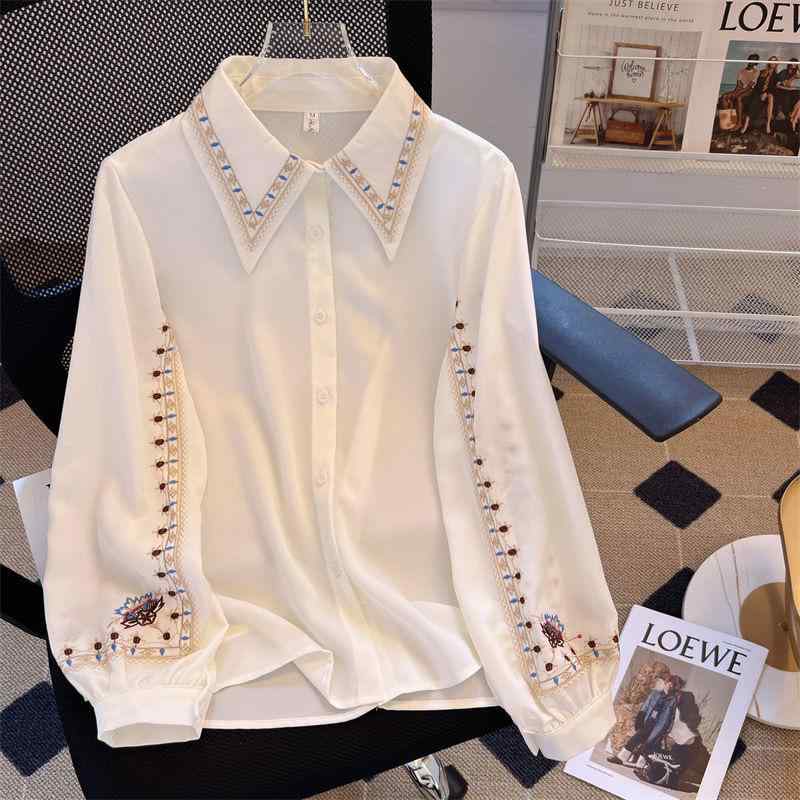 ・カテゴリ: シャツ・スタイル: レトロ風、レトロビンテージ・主な素材: ポリエステル（ポリエステル繊維）50%以上70%未満・柄: 幾何学模様・袖丈: 長袖・クラフト: 刺繍・シルエット: ルーズフィット・着丈: 通常丈（50cm超65cm以下）・ネックライン: POLO襟・袖の種類: ランタンスリーブ・人気要素: ボタン・カラー展開: ホワイト・サイズ展開: S、M、L、XL、XXL