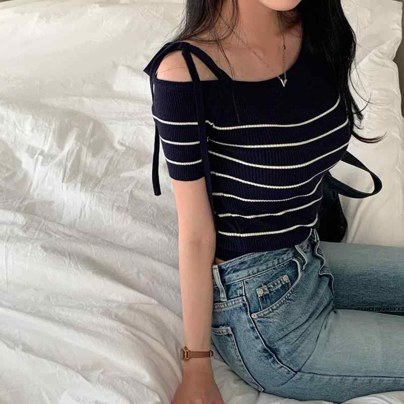 Tシャツ カットソー トップス レディース 半袖 春夏 サマーニット 麦わら帽子 露肩 肩出し ストラップ 紐付き ショート丈 クロップド丈 リブ ニット スリム 細見え バイカラー ボーダー柄 タイト カジュアル デイリー 普段使い 韓国風 おしゃれ