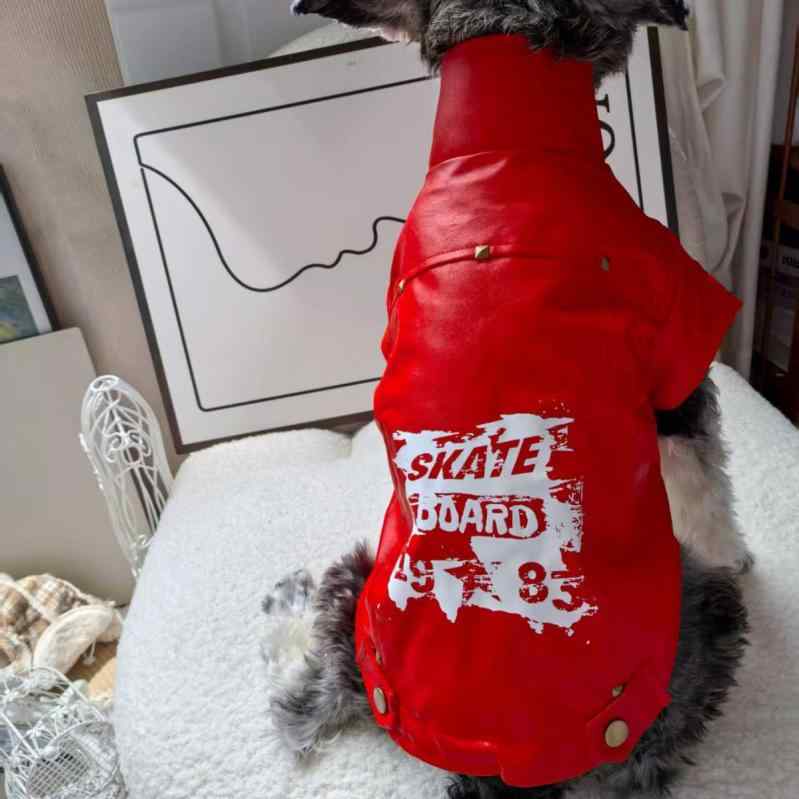 ペット 服 秋冬 ライダース ジャケット 女の子 男の子 小型犬 ビションフリーゼ トイプードル シュナウザー マルチーズ 防寒 アウター フェイクレザー おしゃれ・カテゴリ: ペットウェア・スタイル: 欧米風・素材: PU・対象: ユニセックス・カラー: レッド・サイズ展開: XS,S,M,L,XL,XXL