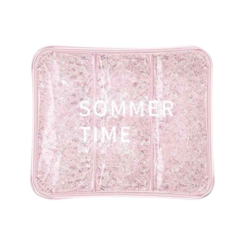 ペット用 冷却マット ジェルマット 冷却シート 夏用 接触冷感 涼感 ひんやりマット ゲルパッド クッション ジェル ペット用品 犬 猫 オフィス 事務 デスクワーク 座布団 枕 冷却ジェルマット・カテゴリ: 冷却マット・サイズ: 40×30cm・素材: PVC・中材: 冷却ジェル・重量: 約900g・カラー展開: ブルー、グリーン、ピンク、ブラック・スタイル: 日常・用途: 防暑、冷却