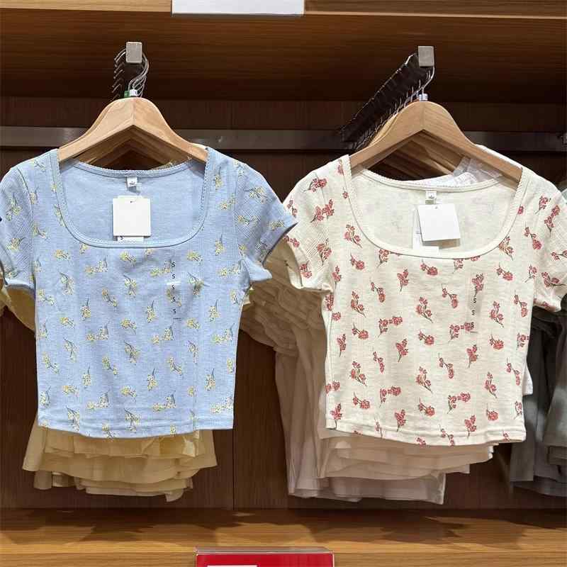 Tシャツ レディース 半袖 春夏 スクエアネック リブ素材 ジャガード柄 ショート丈 ミニ丈 トップス カジュアル お出かけ 通勤用 おしゃれ きれいめ シンプル