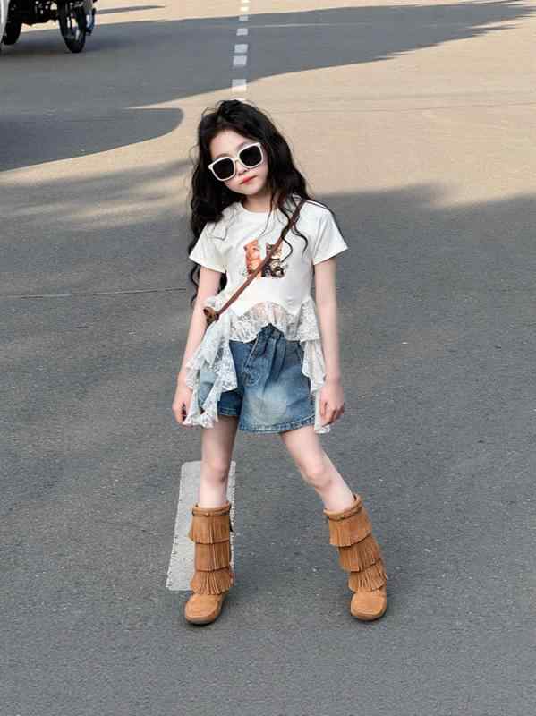Tシャツ キッズ 女の子 半袖 レース 切り替え トップス インナー おしゃれ かわいい 通学着 普段着 カジュアル ガーリー 子供服 綿混 ラウンドネック 柔らかい 涼しい お出かけ 夏服・カテゴリ: Tシャツ・対象性別: 女児・スタイル: 韓国風・袖丈: 半袖・推奨年齢: 1〜8歳・柄: カートゥーン・元素: レース、カートゥーン、プリント・素材: 綿95%・安全基準: A類・ネックライン: クルーネック・カラー展開: カートゥーン小猫（短袖）・サイズ展開: 90cm, 100cm, 110cm, 120cm, 130cm, 140cm