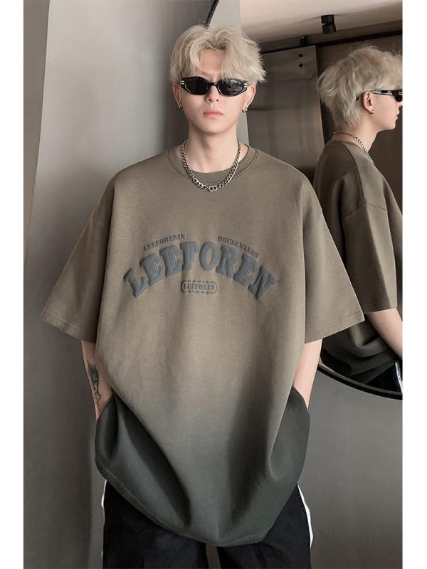 Tシャツ メンズ レディース 半袖 七分袖 ビッグシルエット アメリカン ヴィンテージ風 レトロ 重厚感 ウォッシュ加工 褪せ感 グラデーション 茶色 普段着 ストリート カジュアル・カテゴリ: Tシャツ・スタイル: ポートスタイル・主な素材: ポリエステル100%・柄: レター・フィット感: ルーズフィット・対象: 青少年・デザイン: プルオーバー・ネックライン: クルーネック・袖丈: 半袖・フード: なし・厚さ: 普通・生地の名称: 化学繊維混紡・シーン: デイリー・ディテール: ステッチ・加工: 形態安定加工・カラー展開: ブラック、アーミーグリーン・サイズ展開: M、L、XL、XXL、XXXL・袖のタイプ: レギュラー・重量: 180g-250g・年齢層: 大人・性別: 男性
