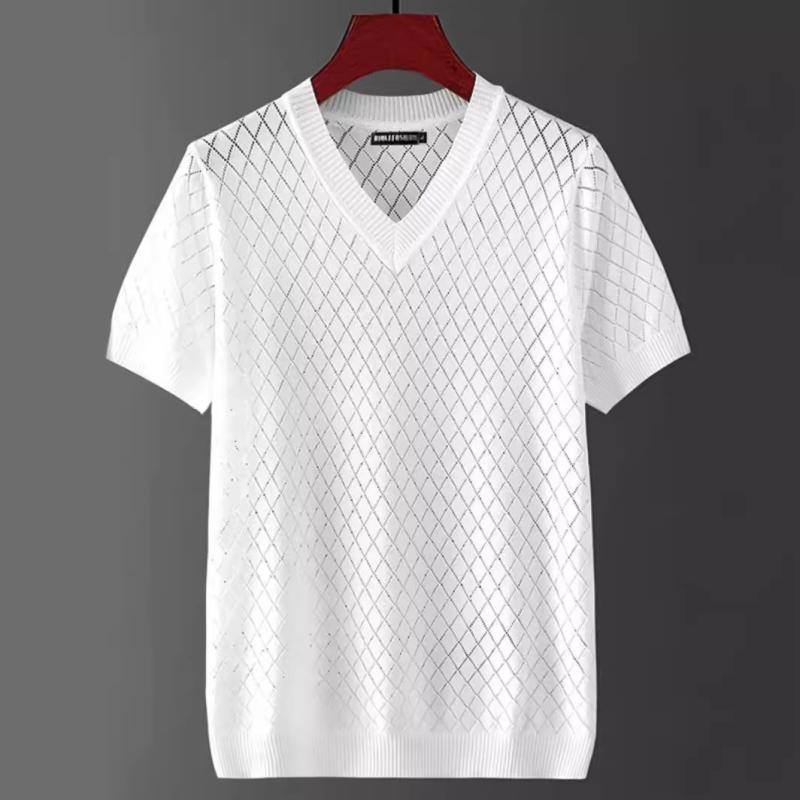 Tシャツ メンズ Vネック 接触冷感 サマーニット 半袖 透かし編み 薄手 大きいサイズ ビッグシルエット トップス 春夏・カテゴリ: Tシャツ・スタイル: 韓国風・柄: 無地・フィット感: ルーズフィット・スタイル: プルオーバー・ネックライン: Vネック・袖丈: 半袖・フード: なし・厚さ: 薄手・主な素材: 化繊混紡・主な素材含有率: 31-50%・シーン: カジュアル・デザイン詳細: ジャカード・カラー展開: ホワイト（Vネック）, ブラック（Vネック）, ホワイト（丸首）, ブラック（丸首）・サイズ展開: M, L, XL, 2XL, 3XL・重量: 約180-250g・機能性: 通気性・対象年齢: 大人・性別: メンズ