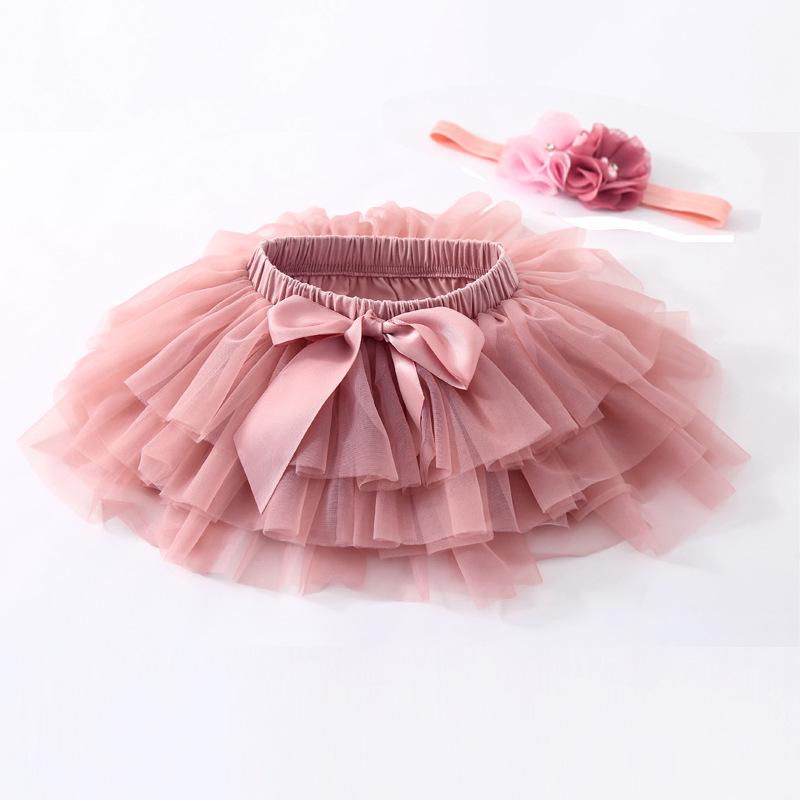 スカート キッズ 女の子 チュチュスカート ベビー 子供服 チュールスカート チュチュ プリンセス風 チュール 網紗 蓬蓬 膝丈 ひざ丈 オールシーズン・カテゴリ: 童裙・スタイル: カジュアル、プリンセス、欧米・カテゴリ: 半身スカート・主な素材: アクリル30%・対象年齢: 1〜3歳（80〜100cm）・対象性別: 女児・生地加工: 柔軟処理・デザイン: ケーキスカート・裏地成分: アクリル91%-99%・要素: 可愛い・カラー展開: 玫紅（ヘッドアクセ付・内襯綿95%）、ホワイト（ヘッドアクセ付・内襯綿95%）、ピンク（ヘッドアクセ付・内襯綿95%）、レッド（ヘッドアクセ付・内襯綿95%）、グレー（ヘッドアクセ付・内襯綿95%）、ブラック（ヘッドアクセ付・内襯綿95%）、ライトパープル（ヘッドアクセ付・内襯綿95%）、ピーチピンク（ヘッドアクセ付・内襯綿95%）、あずき色（ヘッドアクセ付・内襯綿95%）、カラフル（ヘッドアクセ付・内襯綿95%）、米黄色上衣（全綿）、星柄あずき色・サイズ展開: S（約1歳）、M（約2歳）、L（約3歳）、XL（約3歳半）