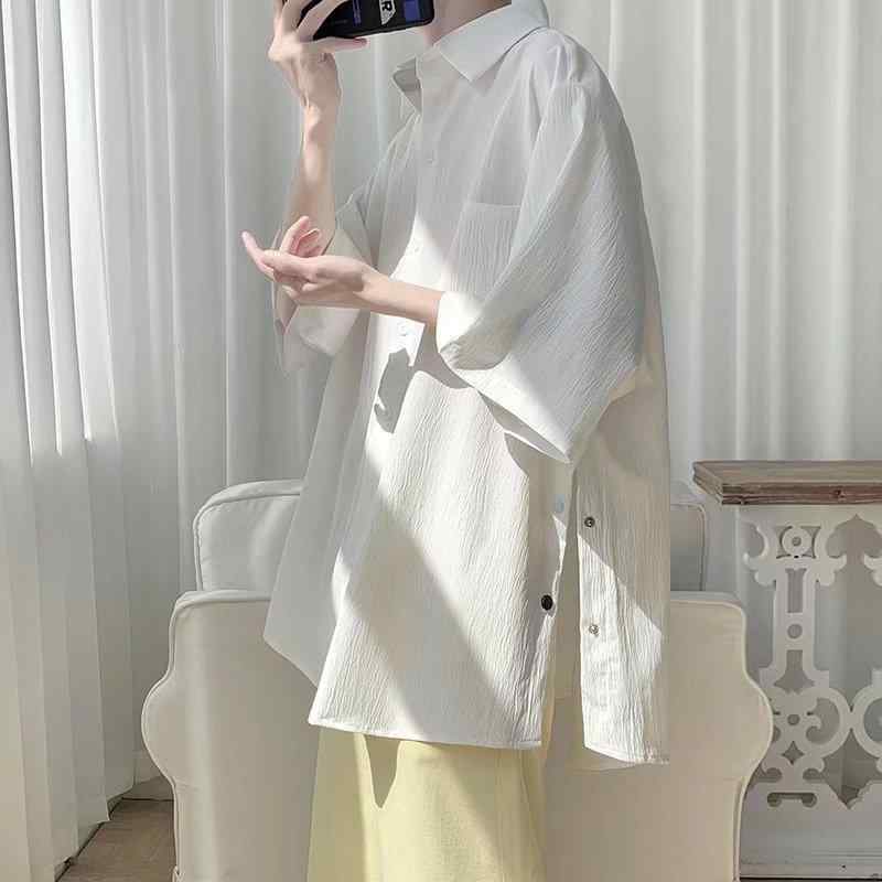 シャツ メンズ 半袖 無地 カジュアルシャツ トップス 薄手 皺加工 港風 ストリート 普段着 おしゃれ 着回し カジュアル 春夏・素材: 聚酯繊維(ポリエステル)60%・機能: 洗濯機洗い可・スタイル: 港風・形状: カーディガン・シルエット: ルーズ・ネックライン: 襟付き・袖丈: 五分袖/中袖・柄: 無地・厚さ: 薄手・誤差範囲: 1-3cm・ディテール: シワ加工・対象: 青少年・利用シーン: 日常・カラー展開: 白色、黒色、ピンク色・サイズ展開: M, L, XL, XXL, XXXL・加工技術: プリーツ加工・対象年齢: 大人・対象性別: 男性・製品カテゴリ: シャツ